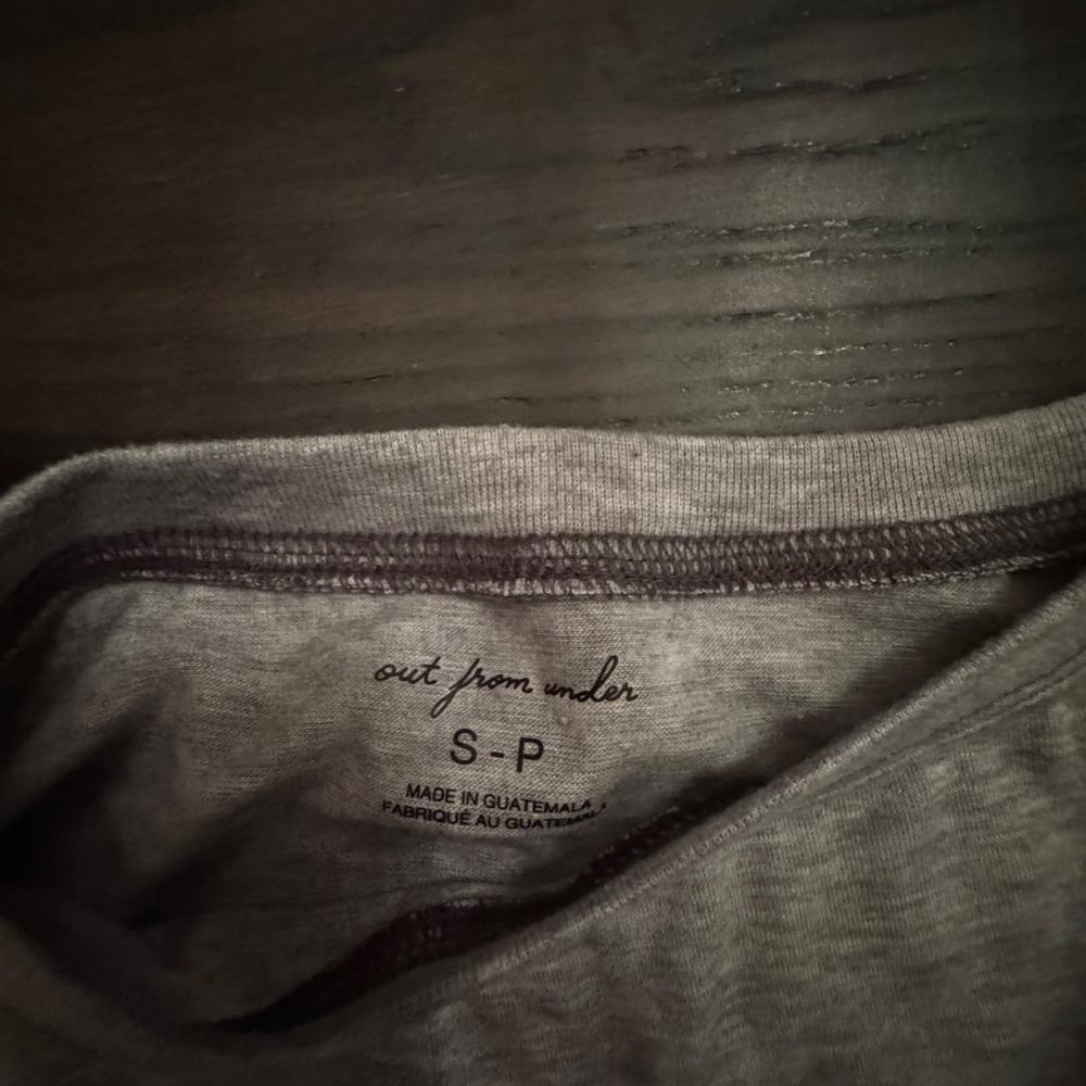 Gray tee - Picture 2 of 3